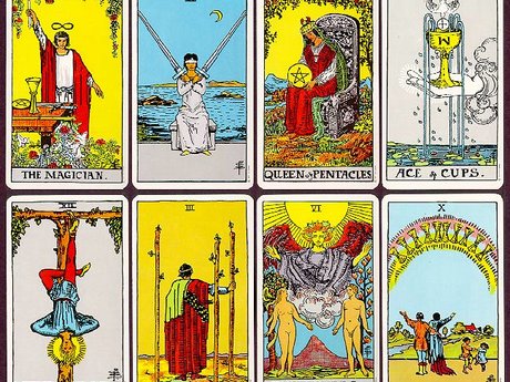 Virtual tarot card reader 