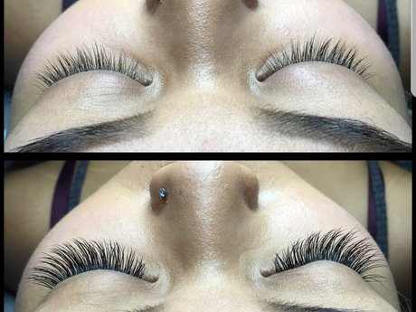 Full Set of Eyelash Extensions