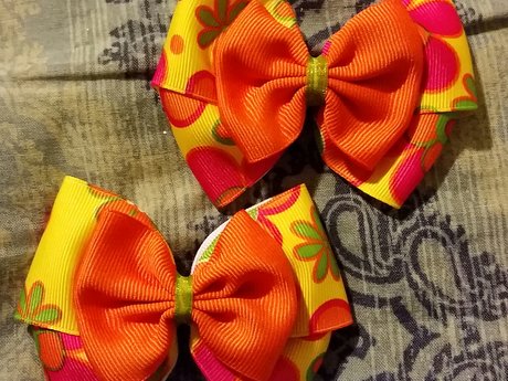 Flower power bow set