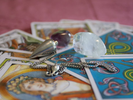 Intuitive Tarot card reading
