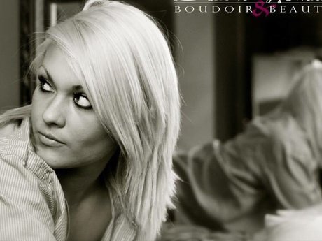 Boudoir and Beauty Photographer