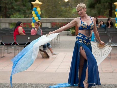 30 minute belly dancing lesson