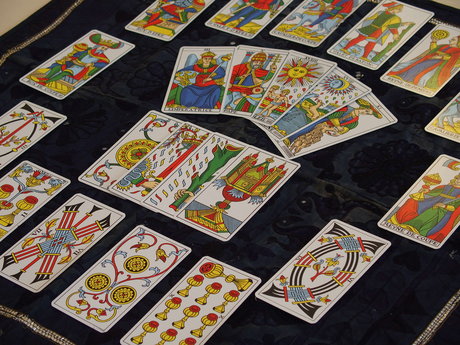 Simple tarot reading