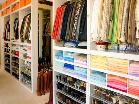 De-Clutter Your Space