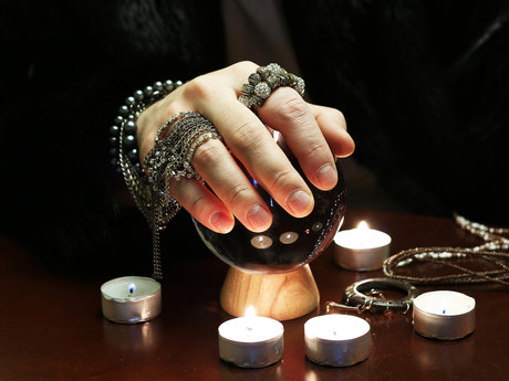 Nikki's Medium. Psychic.